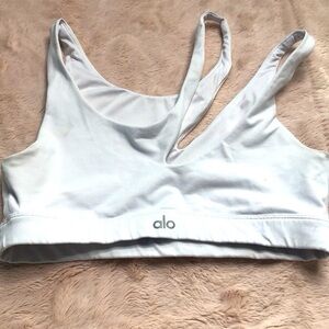 Alo yoga sports bra